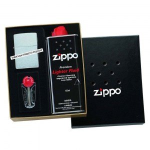 Подарочная коробка Zippo : кремни и топливо 125мл с местом для широкой зажигалки 50R