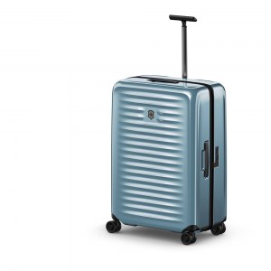 Большой чемодан Victorinox Airox голубой 98л 610928